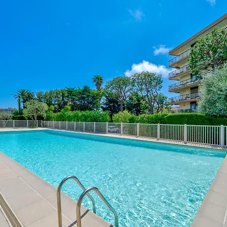 Daire Vue Parking Clim