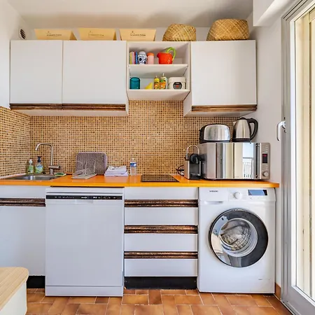 Vue Parking Clim Apartment Nice