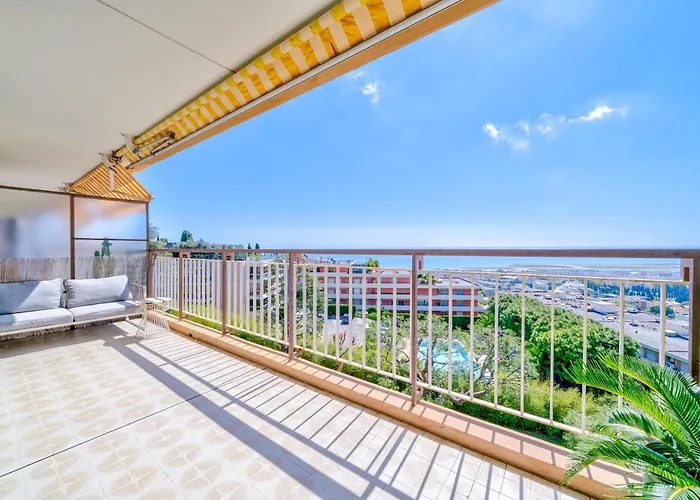 Vue Parking Clim Apartamento Nice